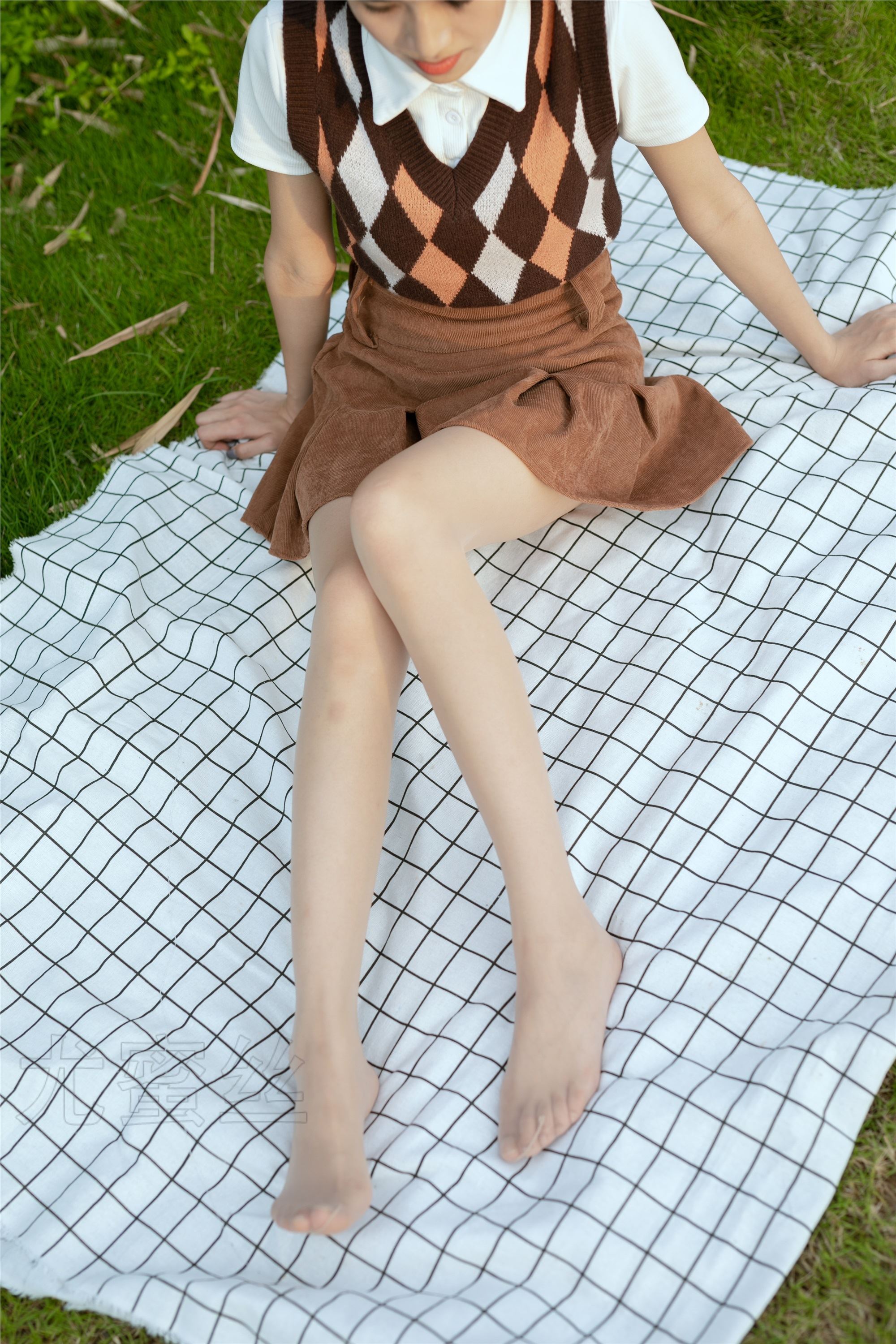 尤蜜丝 穿搭写真 NO.052